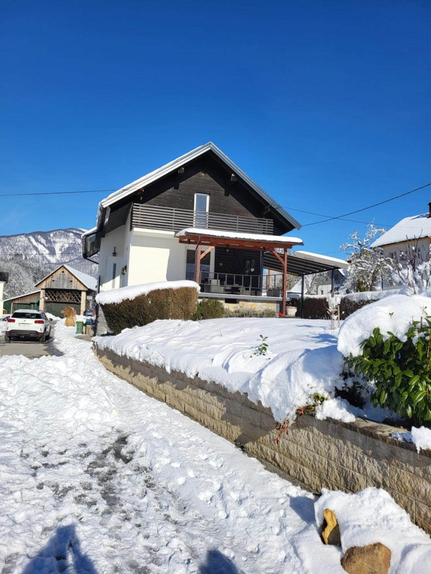 Holiday Home Na Vasi Gorenja Vas  Eksteriør billede